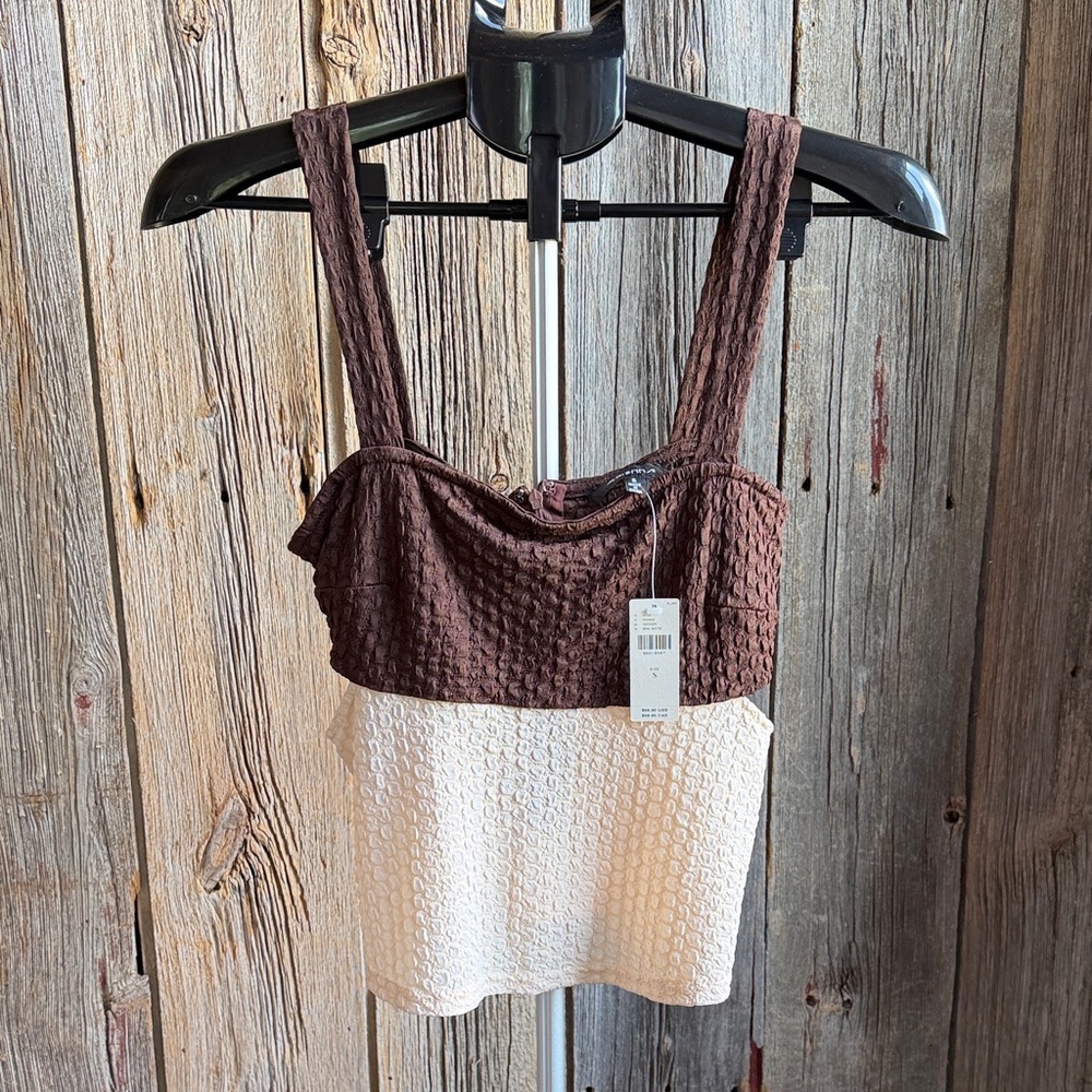 Anthropology. New. Textured Two-Tone Cropped Tank Top in Chocolate and Cream